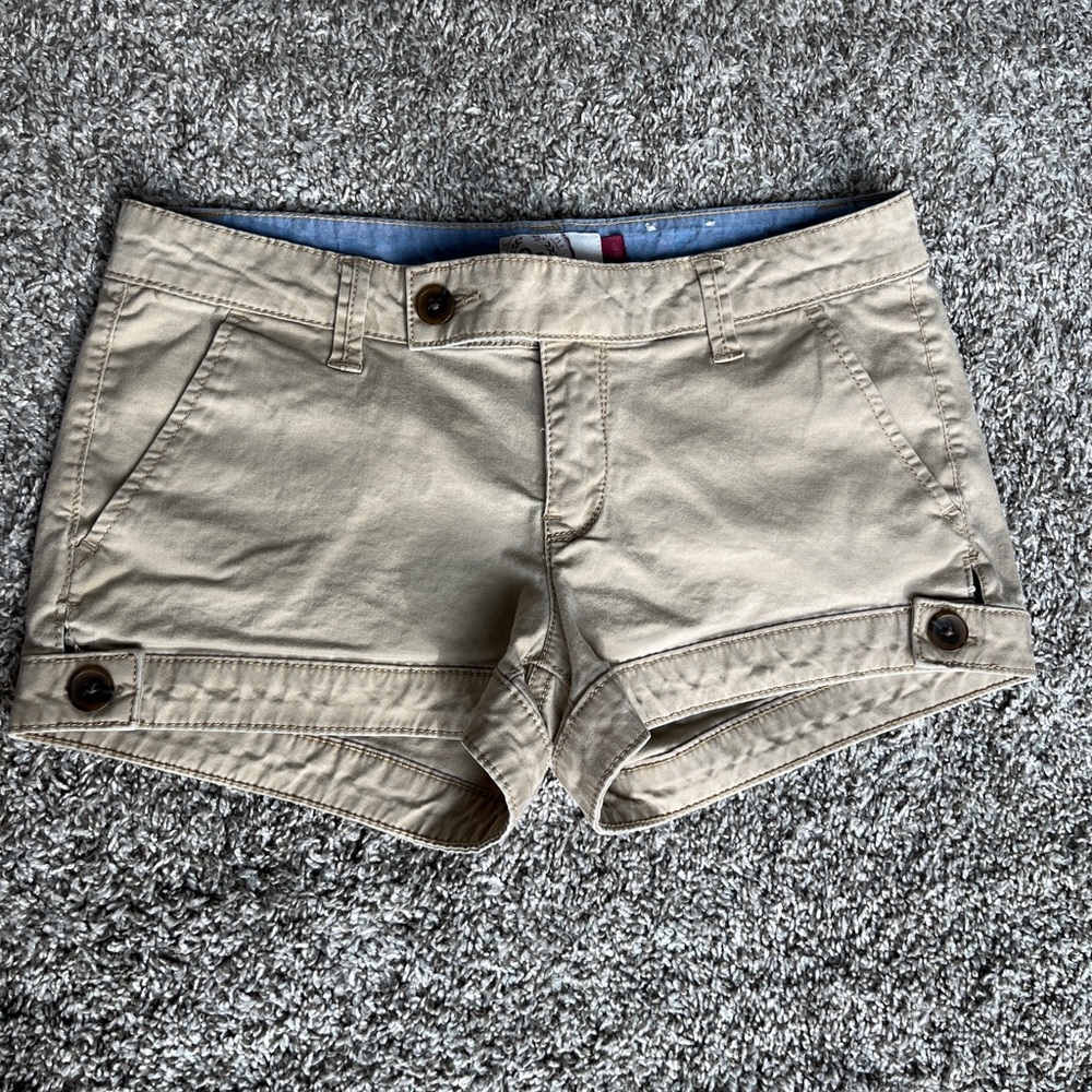 SO Khaki Colored Y2K Cargo Shorts Size 5